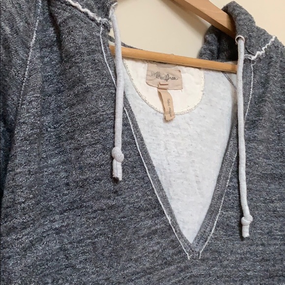 2 for $40 💫 Aritzia Wilfred Free Hoodie - Picture 6 of 6